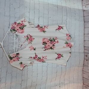 NO Boundries Womans Pink Floral Lace Back Crop‎ Top New  XL 15-17